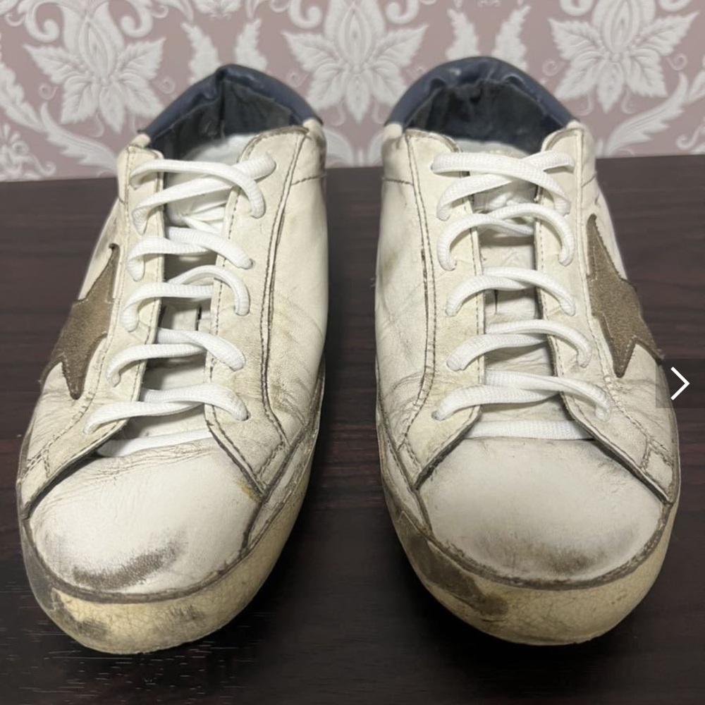 Golden Goose Women’s Sneaker
